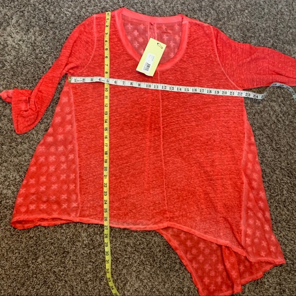 Johnny Was Dixon Long Sleeve Tunic Top - Picture 8 of 8